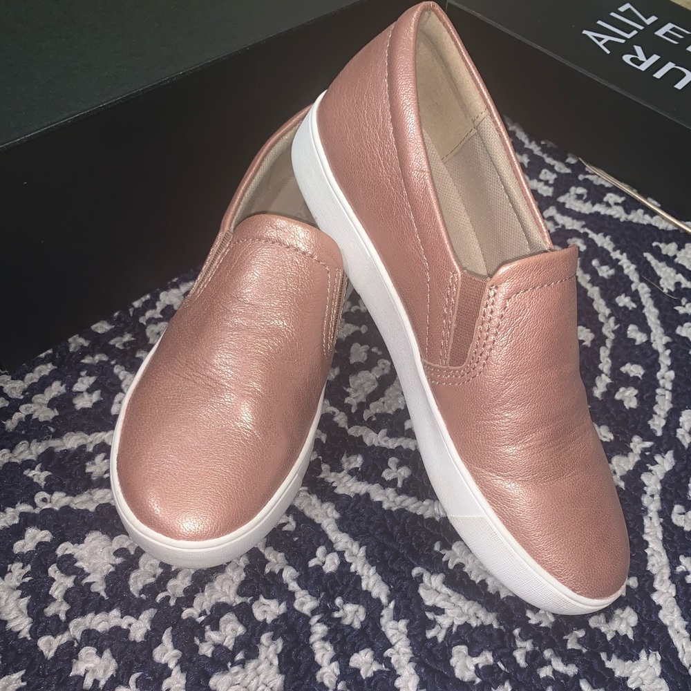 Super Comfy Rose Gold Slip-on’s. Size: 7